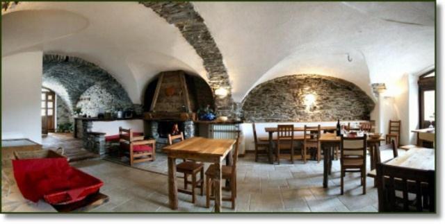 Agriturismo Il Fiocco Cesana Torinese Exterior foto