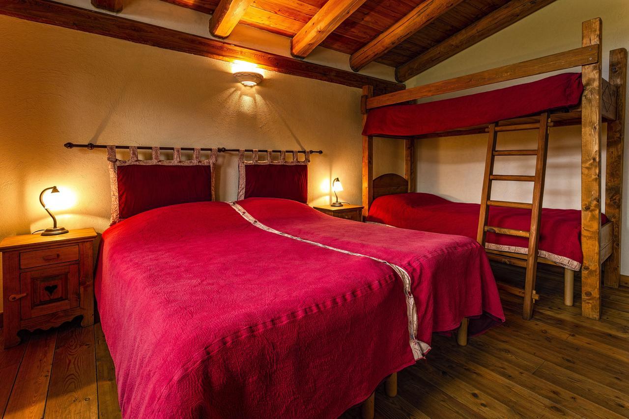 Agriturismo Il Fiocco Cesana Torinese Exterior foto